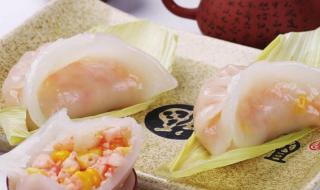 广东海滩现大量海虾 广东海滩现大量海虾